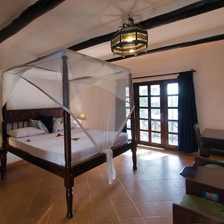 Barracuda Inn Resort Watamu Luaran gambar