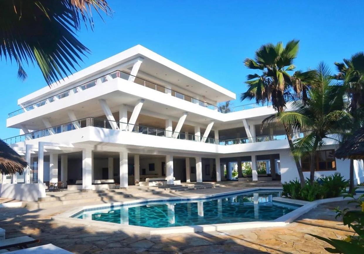 Barracuda Inn Resort Watamu Luaran gambar