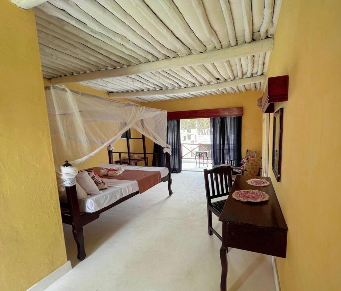 Barracuda Inn Resort Watamu Luaran gambar